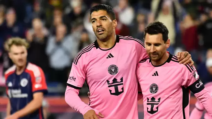 lionel-messi-ve-luis-suareze-ense-cezasi-FsJ35jFR.jpg