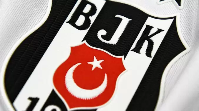 besiktamtan-unlifif-ingiliz-gazetesine-esprili-arma-karsiven-2UfHnxrQ.jpg
