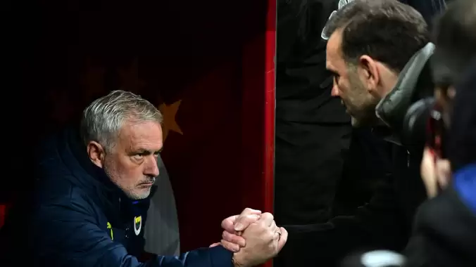 galatasaraydan-tffa-flas-mourinho-mayvurusu-6xSqvrpk.jpg